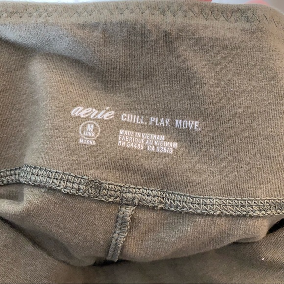 Aerie Olive Green Leggings Size Medium Long - Picture 6 of 6